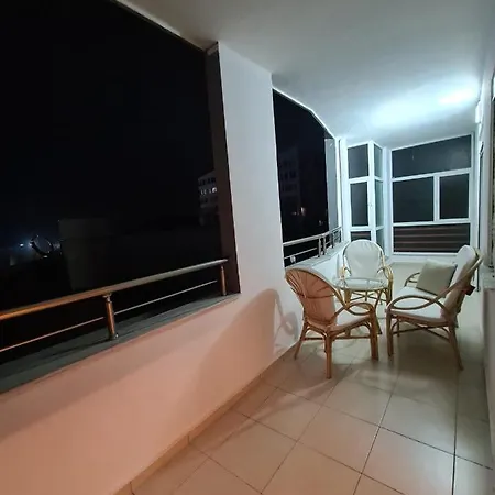 Royal Seaview Apartamento Durrës
